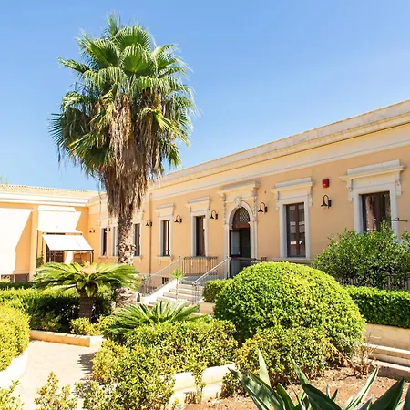 Syraka Hotel Lr Collection-3